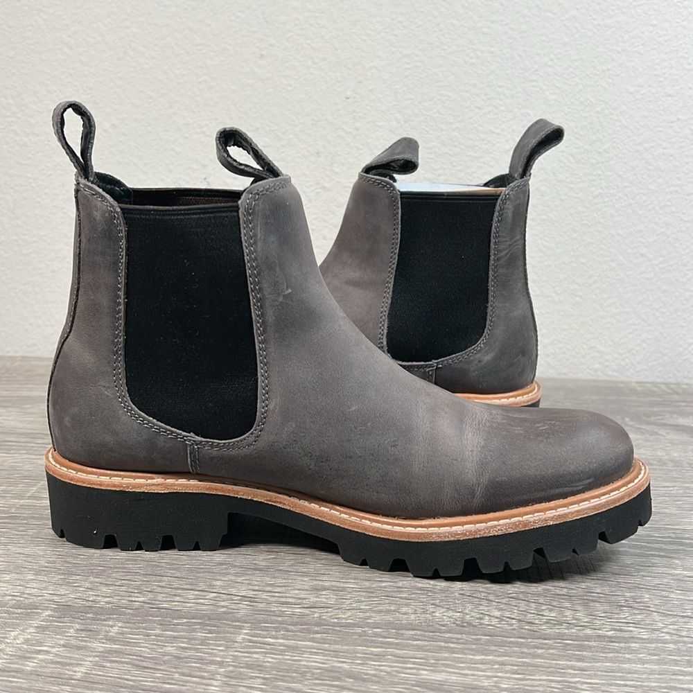Nisolo Go-To Lug Chelsea Boot 2.0 - Picture 8 of 11